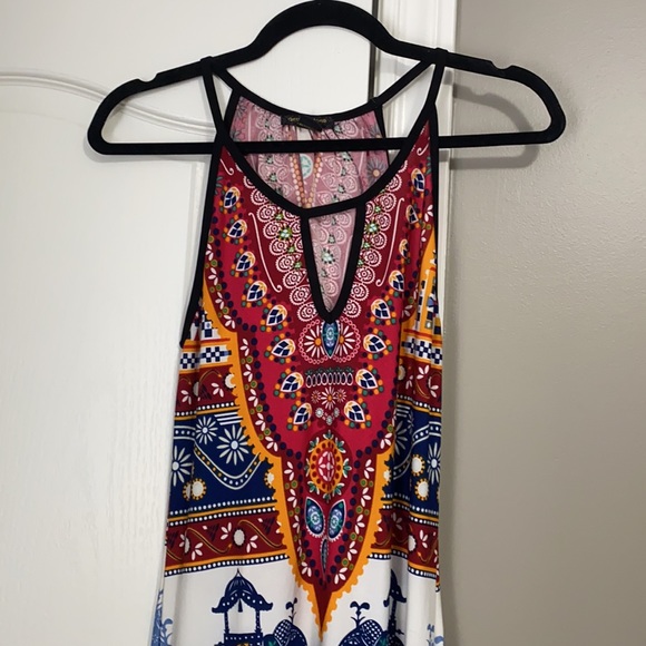 Beautiful dress - Picture 5 of 6